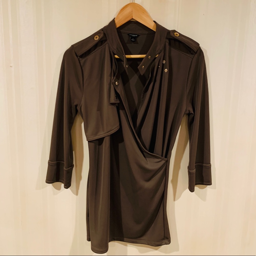 👾 Ann Taylor Small Green Shirt